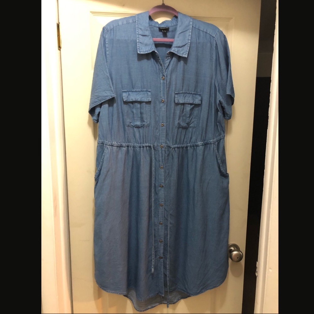 Torrid light blue denim like dress size 1